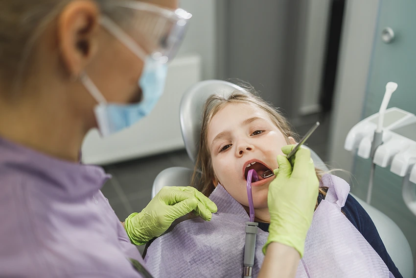 Είναι ο ριζικός σωλήνας επείγον οδοντιατρικό περιστατικό;